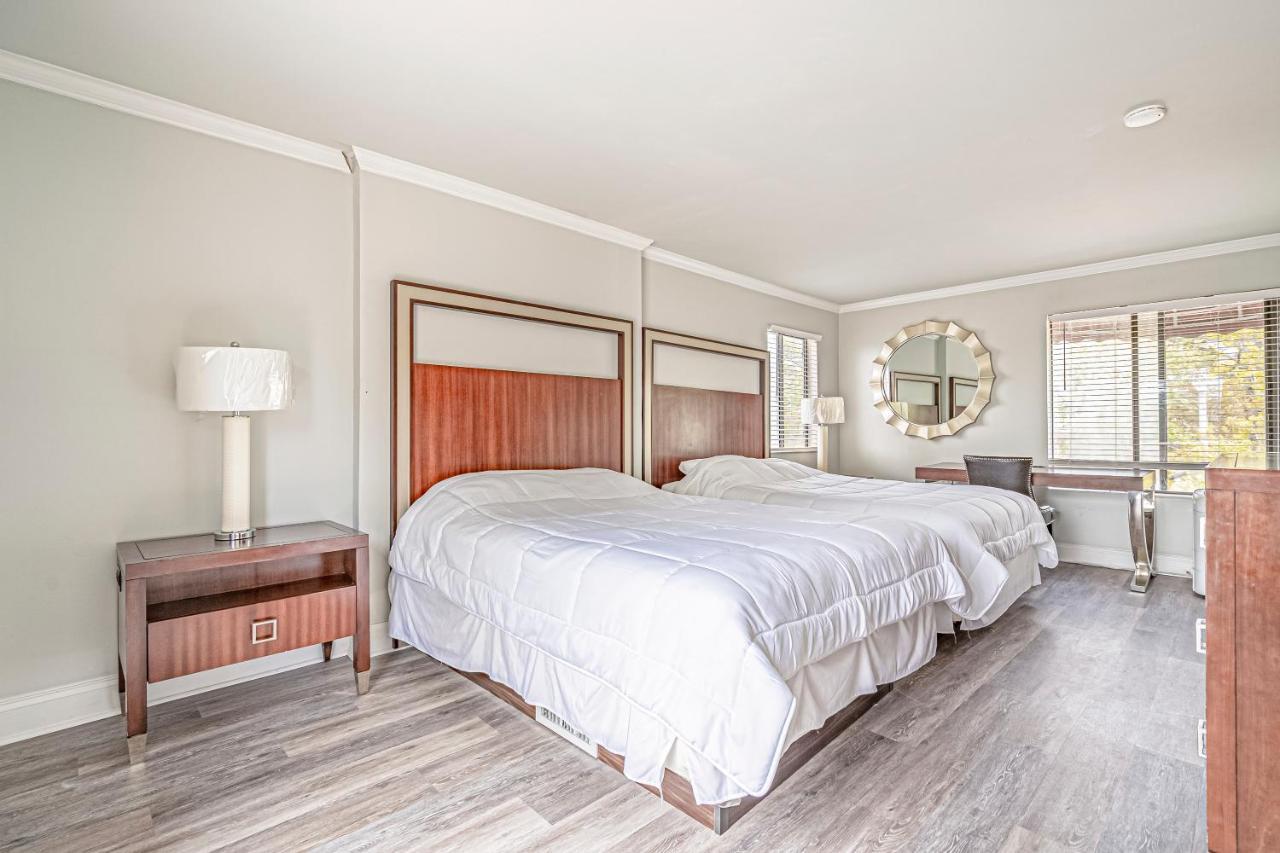 Bed and Breakfast Serendipity Миртл-Бич Экстерьер фото